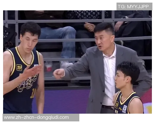 广东男篮迎来十年最佳引援男篮顶级分卫助力杜锋冲冠